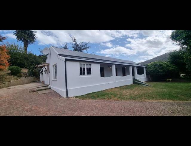 3 BEDROOM HOUSE FOR SALE IN GROOT BRAKRIVIER CENTRAL